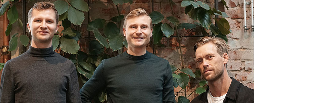 Foodlas grundare Rickard Brüel Gabrielsson och John Gabrielsson tillsammans med KfS hållbarhetsstrateg Axel Boëthius.